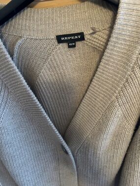 REPEAT Cream Button-Front Ribbed Cardigan